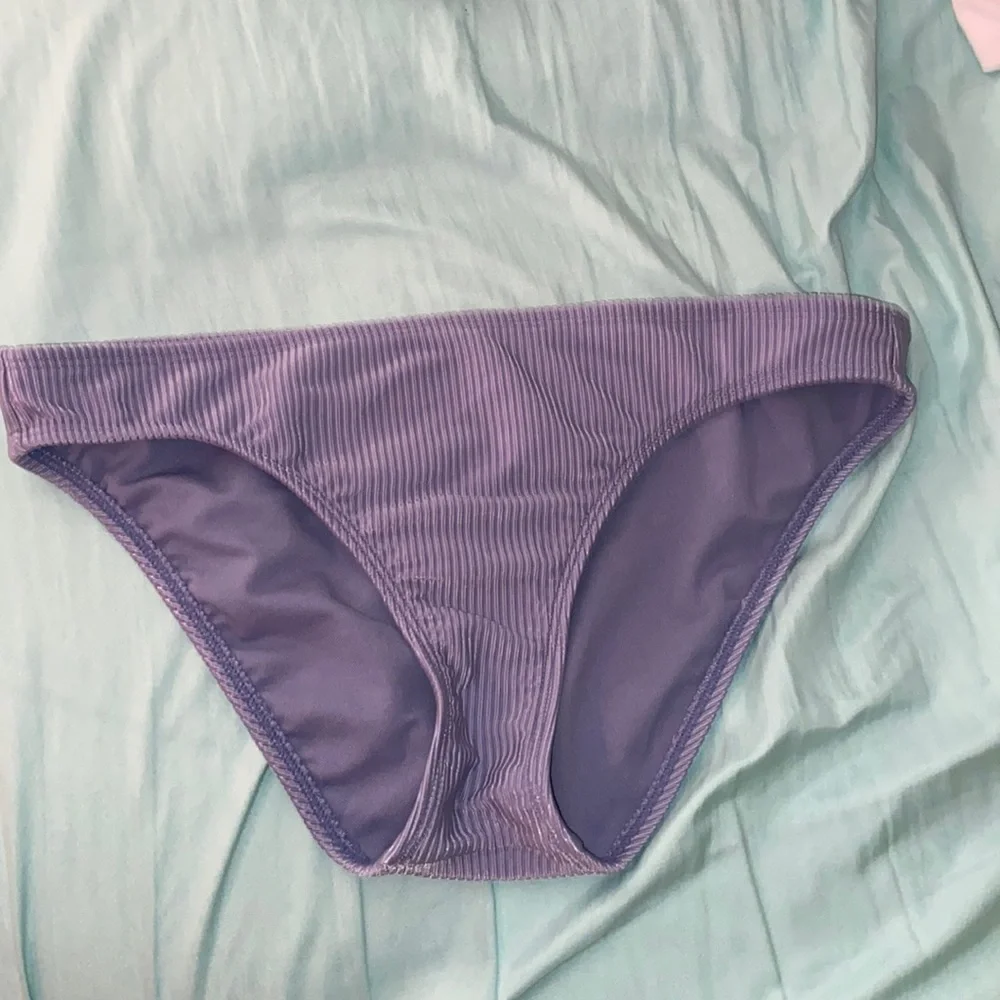 Bikini Matching Set - Picture 2 of 7
